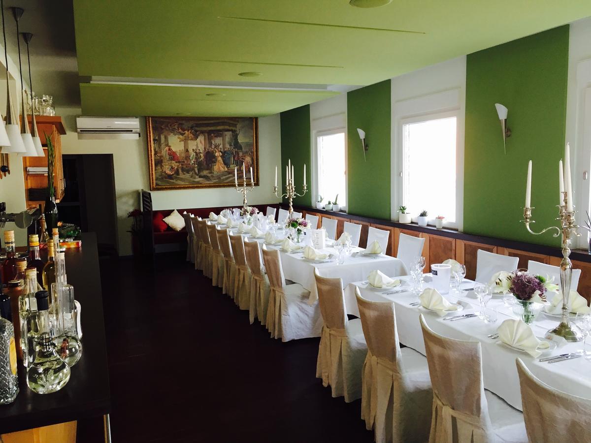 Hotel Restaurant Vater Rhein Woerth am Rhein Exterior photo
